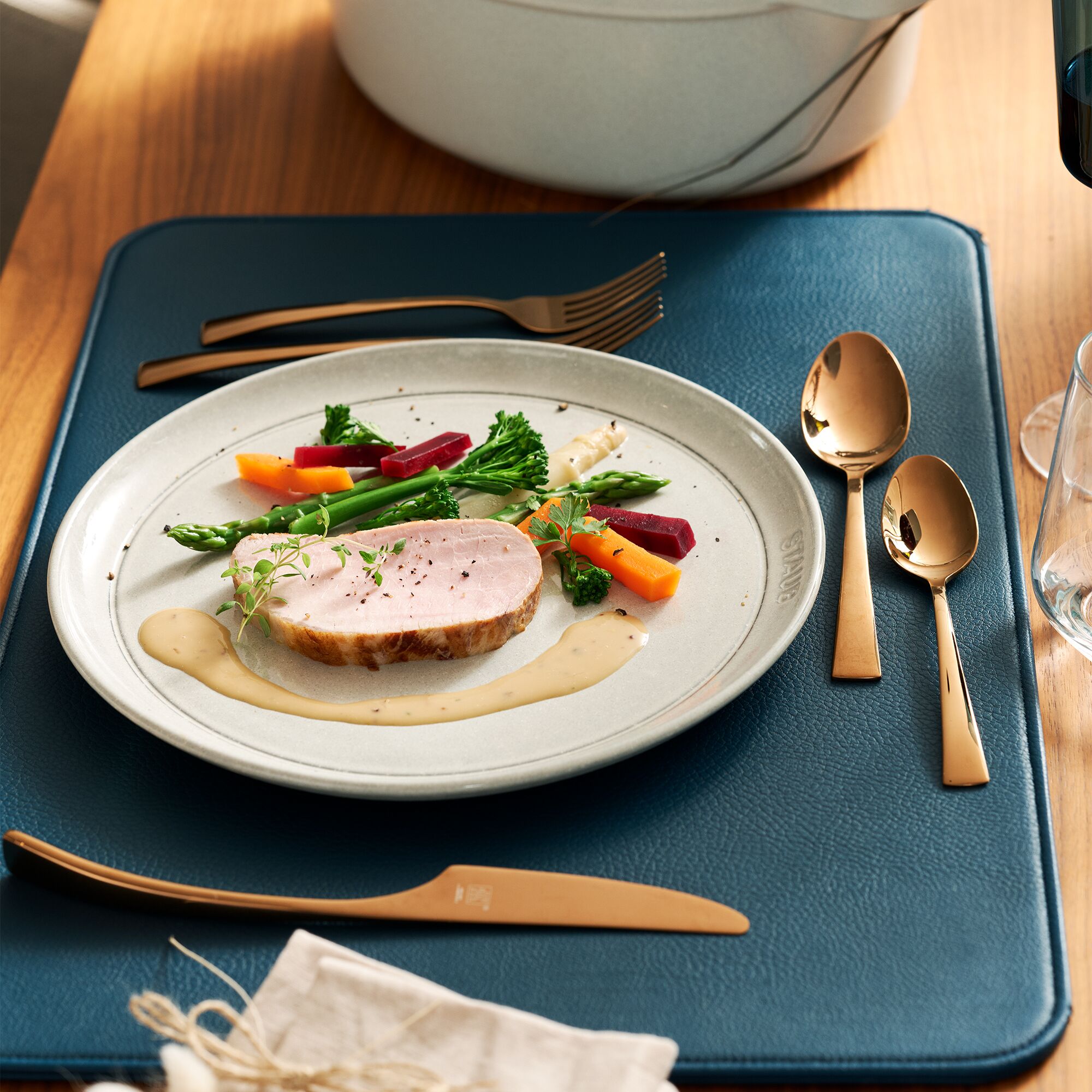 STAUB | DINING LINE - Assiette plate - Ø 260 mm - Céramique - Truffe blanche