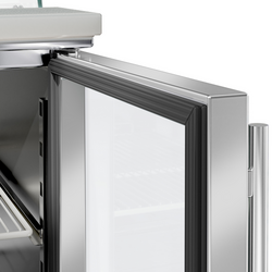 Saladette PREMIUM - 1368mm - 3 glazen deuren - met hoge glazen opzetstuk voor 4x GN 1/1