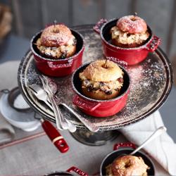 STAUB | Mini Cocotte Round Enamelled Cast Iron Casserole Dish – Ø10 cm – Cherry Red