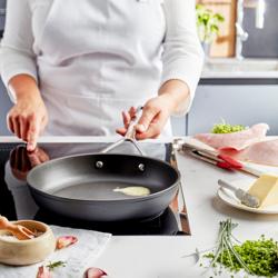 DEMEYERE | Alu Pro 5 Frying Pan – Ø28 cm - Aluminium - Extra-Durable Non-Stick - Induction - No Lid