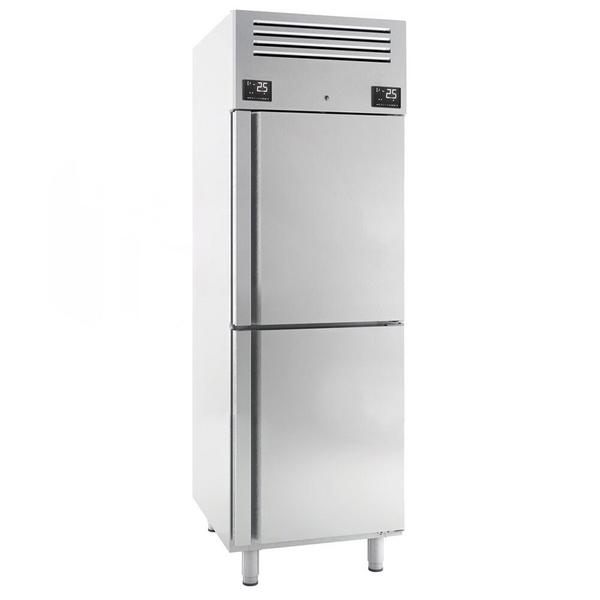 Armadio combinato frigo/congelatore in acciaio inox PREMIUM PLUS - GN 2/1 - 687mm - 520L - fino a -22°C - con 2 mezze porte - professionale; ventilato; LED; HACCP; Binari & Griglie portanti