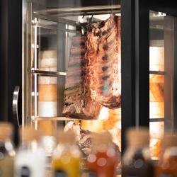 Commercial Dry Aging Cabinet - 395 mm Wide – 0–5 °C – Adjustable Humidity – Salt‑stone Back