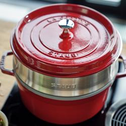 STAUB | LA COCOTTE - Cocotte z wkładem do gotowania na parze - Ø 260 mm - Żeliwo - Wiśniowa czerwień	