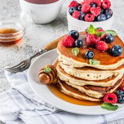 Commercial Waffle Maker - Single - Manual - 1.75kW - Shape: American Pancakes