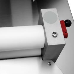 Commercial Pizza Dough Roller – Ø400 mm - Single Roller - Foot Pedal - 0.5–5.5 mm Thickness