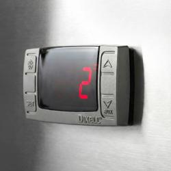 Saladette ECO - 1368mm - 3 Türen - mit Einlass für 4x GN 1/1 & Edelstahldeckel