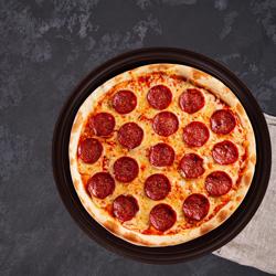 (12 Stück) Pizzateller Polyethylen - Ø 360mm - mit Saftrille - Braun