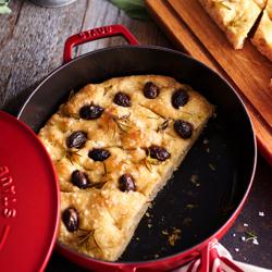 STAUB | BRAISERS - Brasiera con struttura a goccia Chistera - 280 mm - Ghisa - Rosso ciliegia