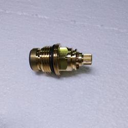 الجزء الداخلي من الصمام لحنفية الخلاط