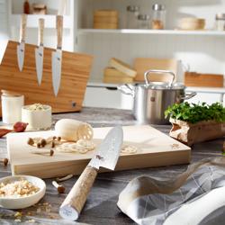 MIYABI | Magnetic Knife Block – Bamboo - 205×425 mm