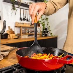 STAUB | Σπάτουλα Wok - 310mm - Σιλικόνη - Μαύρη