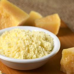 Електрична м'ясорубка - 180 кг/год - 900 Вт - з теркою для сиру - 60 кг/год