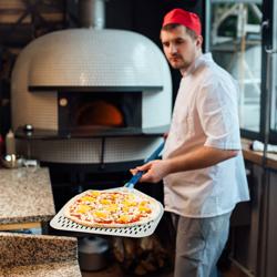 Pala per pizza - AZZURRA - Alluminio anodizzato - Testa microforata - 450x450mm - forata - Manico in alluminio