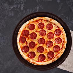 (12 Pièces) Assiette à Pizza - Polyéthylène - Ø 400 mm - Avec Rainure à Jus - Marron