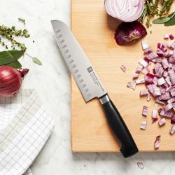ZWILLING | VIER STERNE - Santoku - met kuiltjes - 180mm