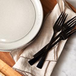 STAUB | Dining Line Ceramic Flat Plate – Ø 20 cm - White Truffle