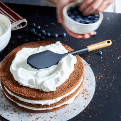 STAUB | Deegschraper - 300mm - Silicone - Zwart