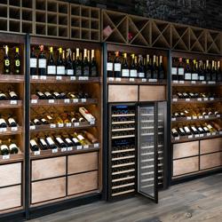 Vinkyl - rostfri dörr - 2 temperaturzoner - 200 l - rymmer upp till 73 flaskor