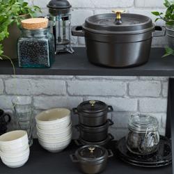 STAUB | Mini Cocotte Round Enamelled Cast Iron Casserole Dish – Ø10 cm – Black