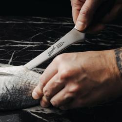 BERKEL | Teknica Professional Filleting Knife – Black Resin Handle – 190 mm Flexible Blade – 3 mm Steel