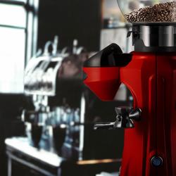 Kaffekvarn - Bönbehållare 2 kg - 45 dB tystgående - Med doserare - Röd