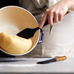 STAUB | Deegschraper - 300mm - Silicone - Zwart