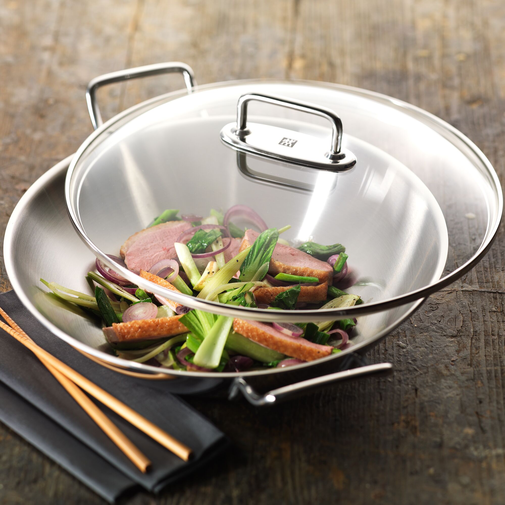 ZWILLING | PLUS - Wok - Ø 320mm - 2 poignées    