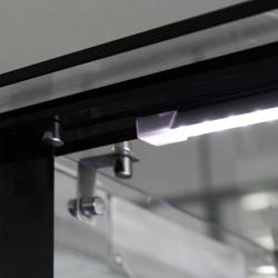 Chladicí stůl na pizzu PREMIUM - 1500x800 mm - se 1 dveřmi a 7 zásuvkami - se žulovou pracovní deskou - vč. chladicí nástavbové vitríny s LED osvětlením - 6x GN 1/3 - se skleněným krytem