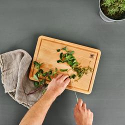 ZWILLING | Oiled Beech Chopping Board with Juice Groove – 350×250 mm - Reversible