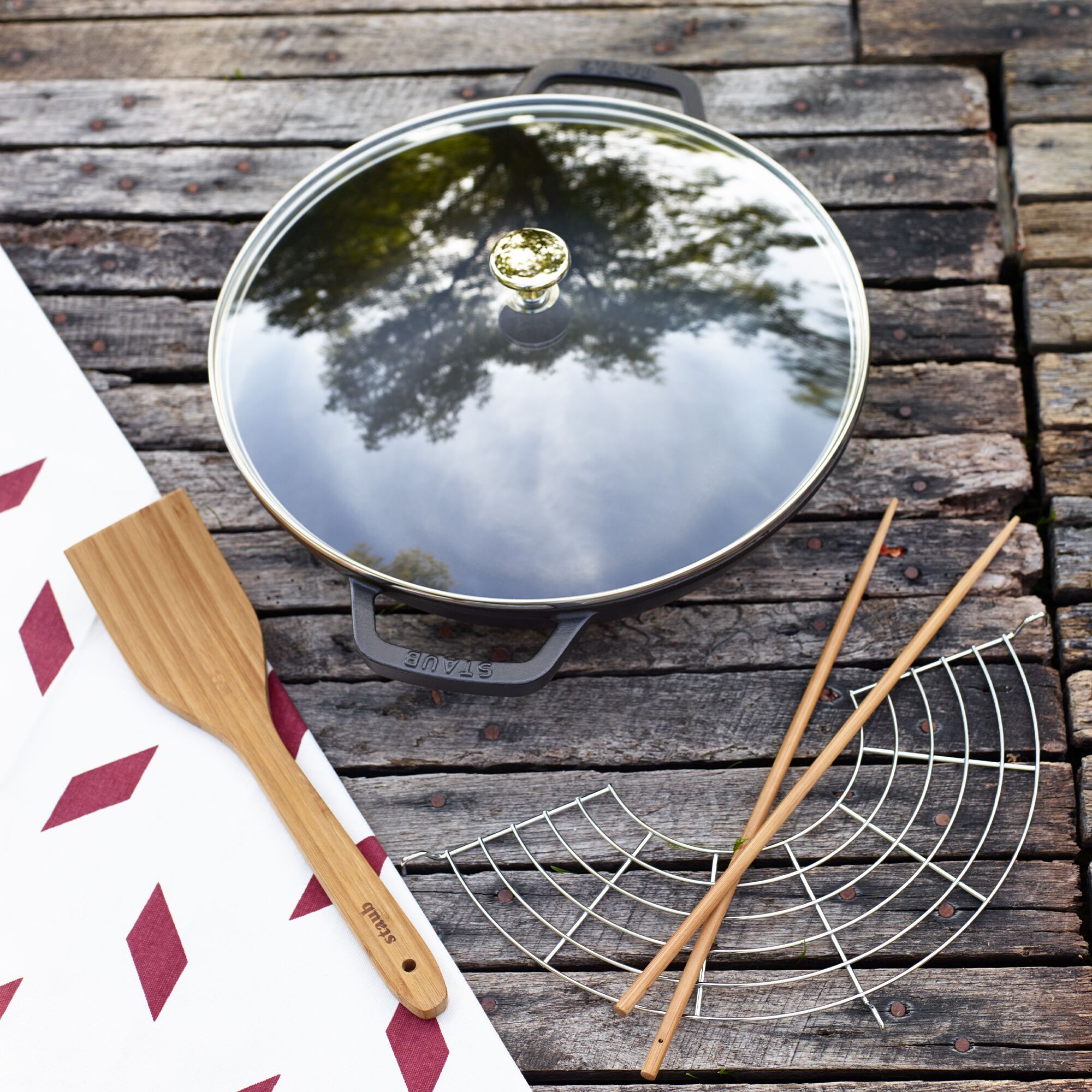 STAUB | SPECIALITIES - Wok avec couvercle en verre - Ø 300mm - Fonte - Noir	