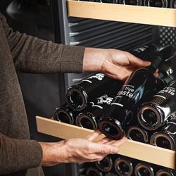 LIEBHERR | Frigorífico para vinho PERFECTION - 1 zona climática - 459 litros - máx. 188 garrafas