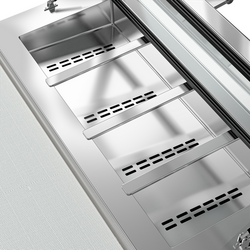 Saladette PREMIUM - 1365mm - 3 glazen deuren - met ingang voor 7x GN 1/3 & Glazen deksel
