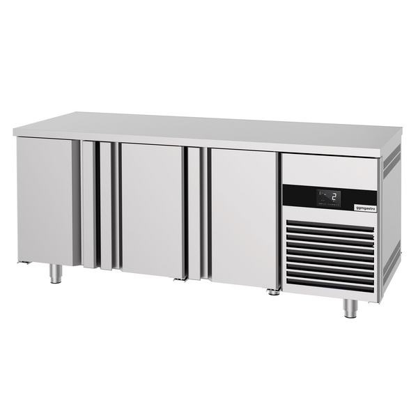 Mesa refrigeradora de panadería con 3 puertas