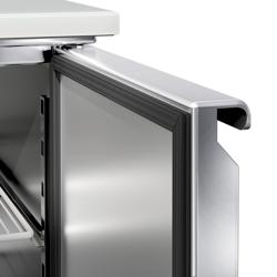 Saladeta Premium - 1368mm - 3 usi - intrare pentru containere GN 