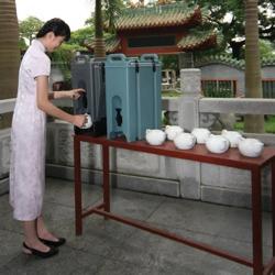 	CAMBRO | CAMTAINERS® - Ізольований контейнер для напоїв - 17,9 л - Шиферний синій