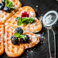 Replacement Plates for Waffle Maker WEERM2 - Shape: Heart-Shaped Waffle