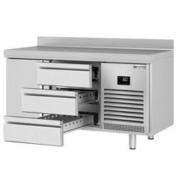 Tavolo refrigerato Premium PLUS - 1468x700 mm - con 1 porta, 3 cassetti e alzatina