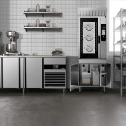 Elettrico - Forno combinato a vapore - Touch screen - 7" display TFT touch - 10x GN 1/1 - incl. Tavolo armadiato da lavoro, Sistema di lavaggio & Sonda al cuore