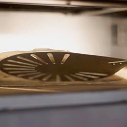 Pizzaschep vierkant AZZURRA - RVS - 230x230mm - geperforeerd