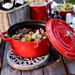 STAUB | LA COCOTTE - Kookpot - Ø 220mm - Gietijzer - Kersenrood