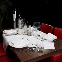 (50 unid) Damasco toalha de centro Porto Diamant - 80x80cm - Branco