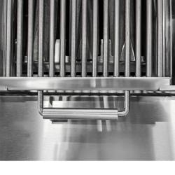 Commercial Gas Chargrill - 25kW - Freestanding - 900mm Deep - 9 Burners - 4 Grill Grids - Tilting Grill Grid
