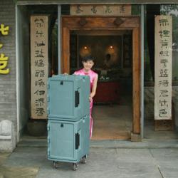 CAMBRO | ULTRA PAN CARRIER® - 4x GN 1/1 حاوية حرارية 57 لتر - أزرق غامق - لحاويات