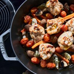 STAUB | PANS - مقلاة  - بقطر 260 مم - حديد زهر - غرافيت رمادي