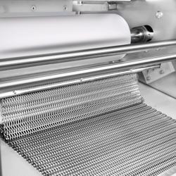 Bäckerei-Langwirkmaschine mit Förderband - für Baguette & Sandwichbrot - 4 Zylinder - 3000 Stk./h