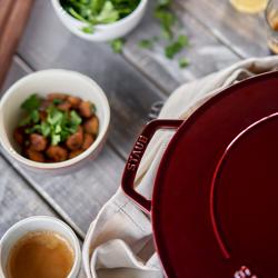 STAUB | BRAISERS - Sauteerpan met Chistera Drop Structure - 280mm - Gietijzer - Grenadine rood