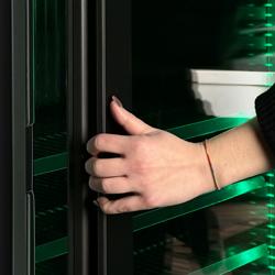 Réfrigérateur à boissons - 345 litres - design sans cadre - avec 1 porte vitrée et éclairage LED coloré