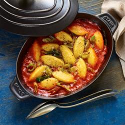 STAUB | SPECIALITIES - Farfurie pentru cuptor cu capac - ovală - 230mm - fontă - negru