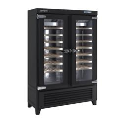Üvegajtós borhűtő - fa polcokkal - 1 zónás - 640 l - max. 84 palack