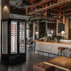 Commercial Panoramic Wine Fridge PREMIUM – Single Zone – up to 104 Bottles – Steel body – 2-door double-glazed
